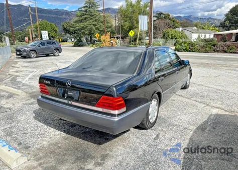 1994 Mercedes-Benz S 420 z USA, uszkodzony, nr VIN WDBGA43E5RA168104